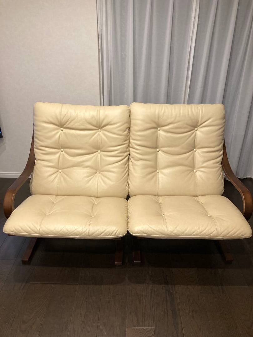 エリコ様　冨士ファニチア　Agioアージオソファー　ワイド　ウォールナット　革