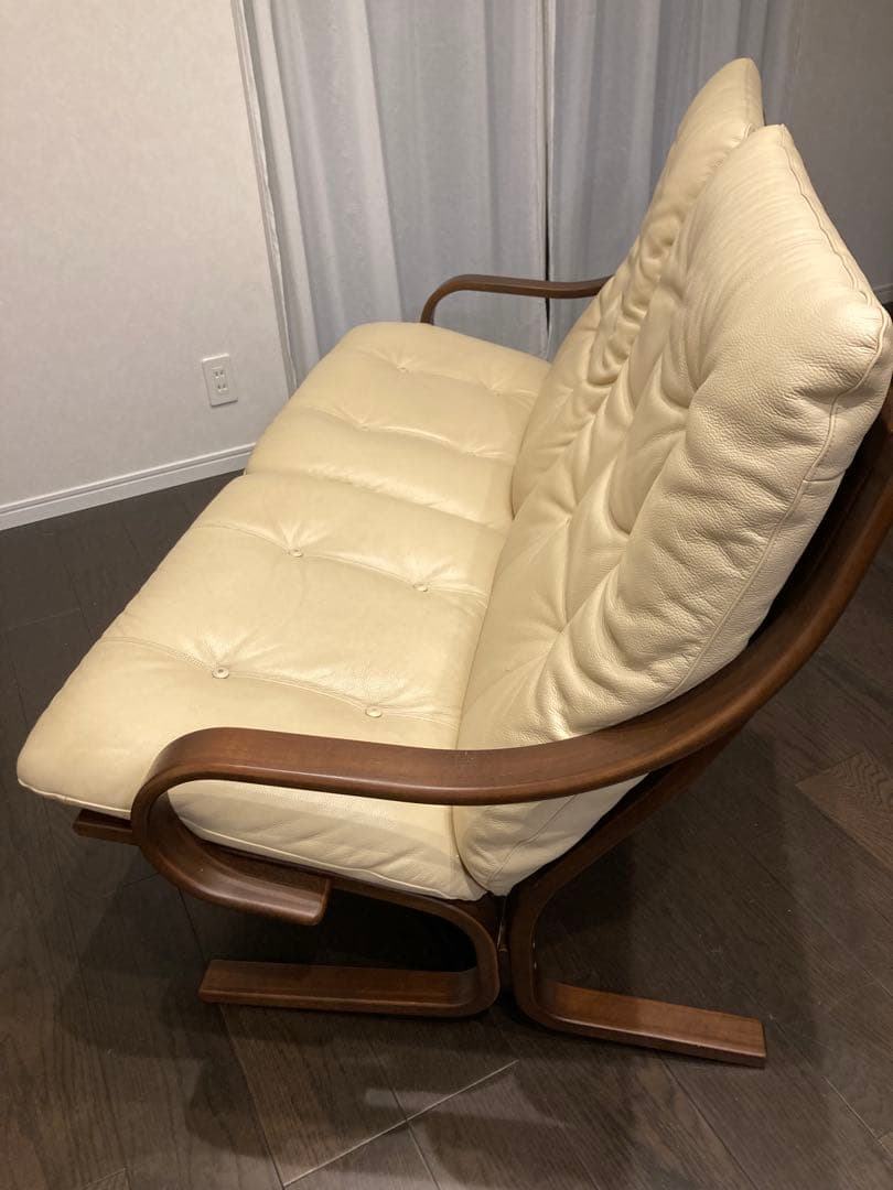 エリコ様　冨士ファニチア　Agioアージオソファー　ワイド　ウォールナット　革