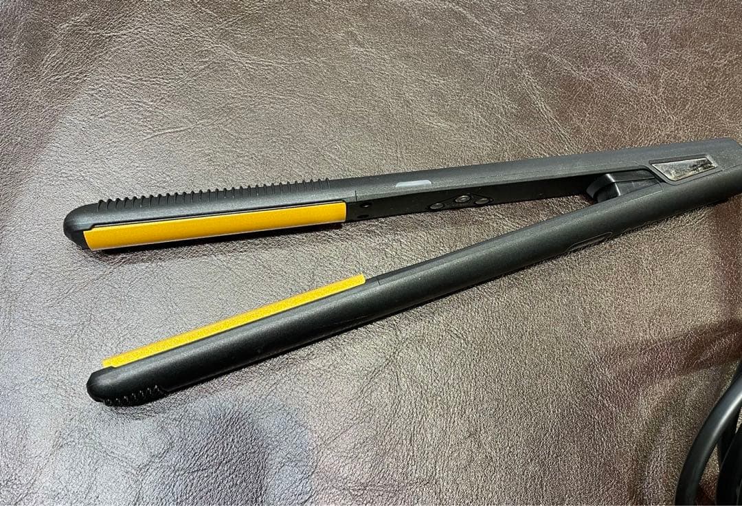 FEEL ベリーズ ザ リバティ 1900R ラウンドアイロン