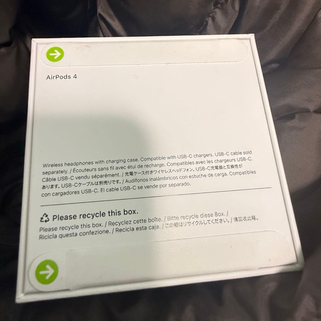 新品未開封Apple AirPods 4 本体