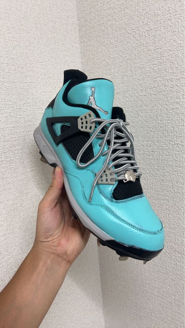 Jordan4 野球用スパイク（金属）tiffany風カラーカスタム28.5cm