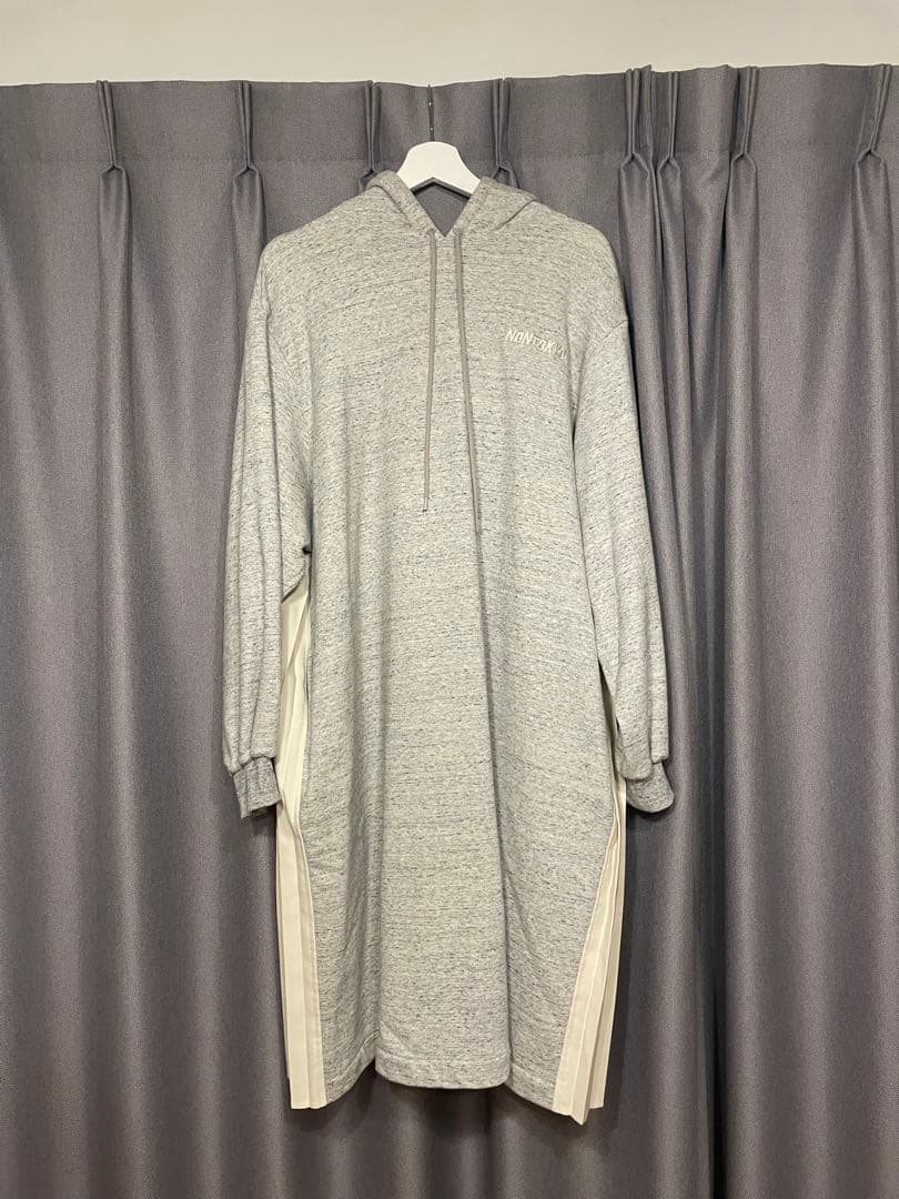 NON TOKYO/ノントーキョー/バックプリーツスウェットワンピース