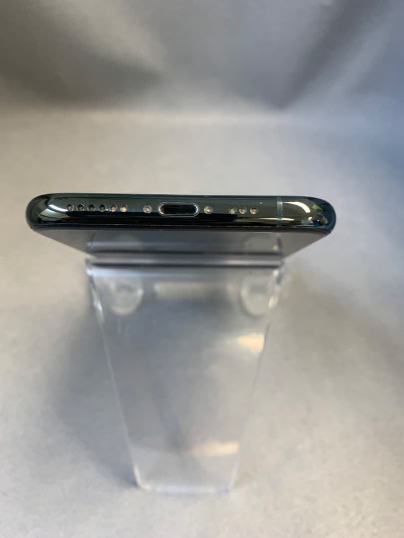 超美品　国内版　SIMフリー　iPhone11　Pro 256GB