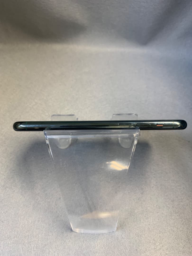 超美品　国内版　SIMフリー　iPhone11　Pro 256GB