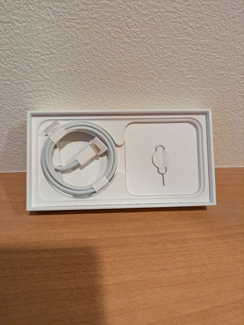 Apple iPhone 13mini 本体　128GB