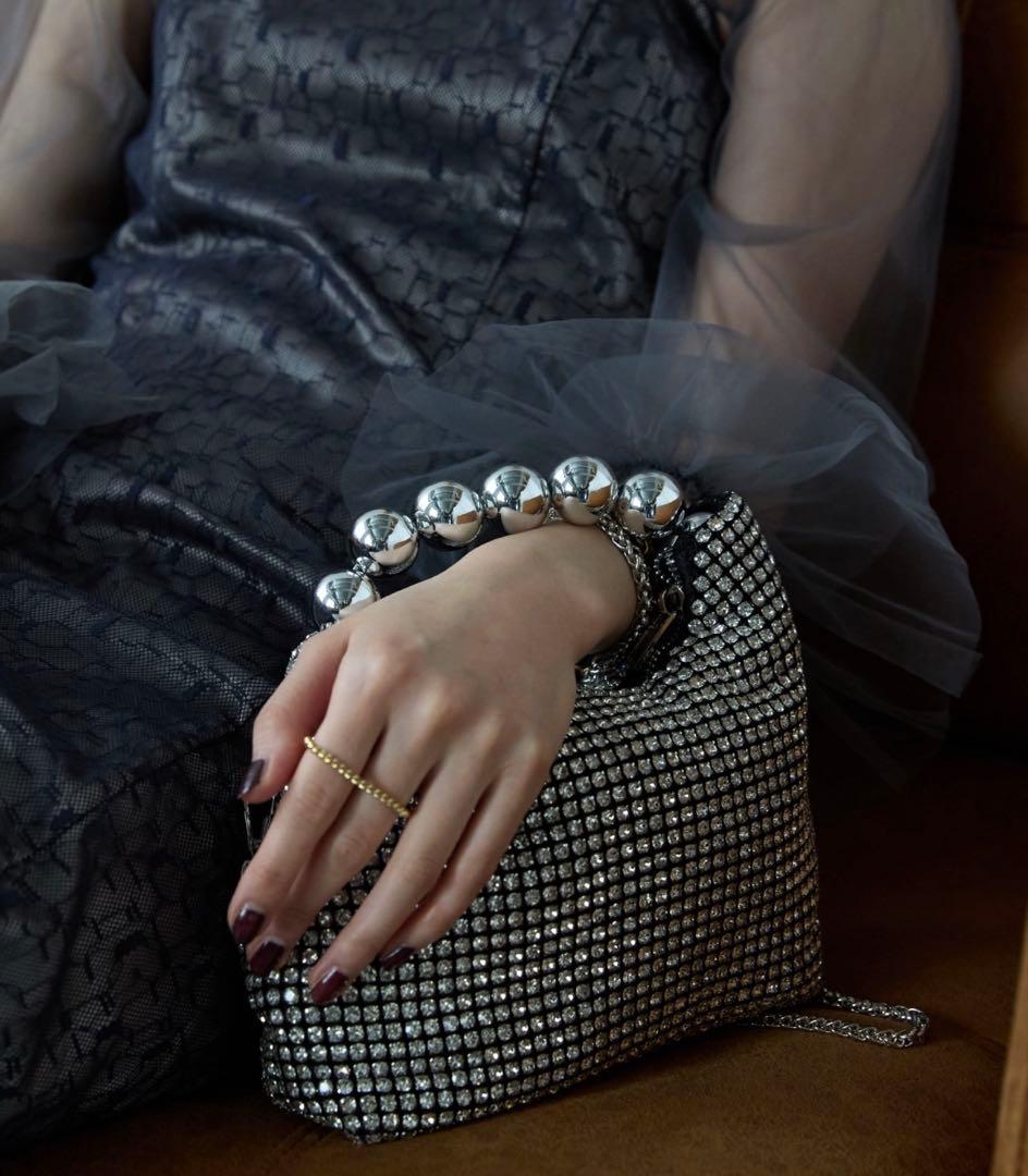 ラインストーンパールハンドルバッグ　パーティーバッグ　シルバー