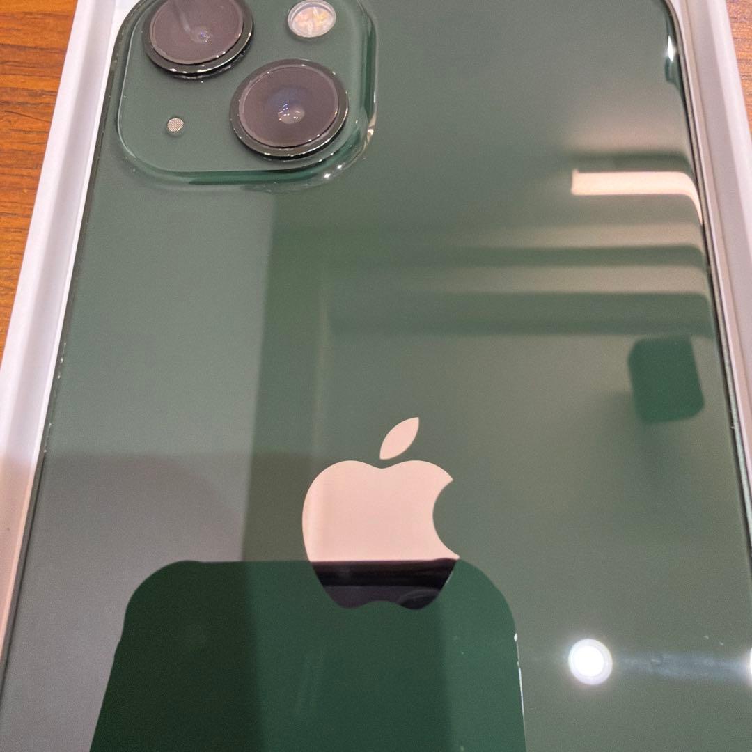 iPhone 13 ミッドナイトグリーン 本体　初期化済み　美品