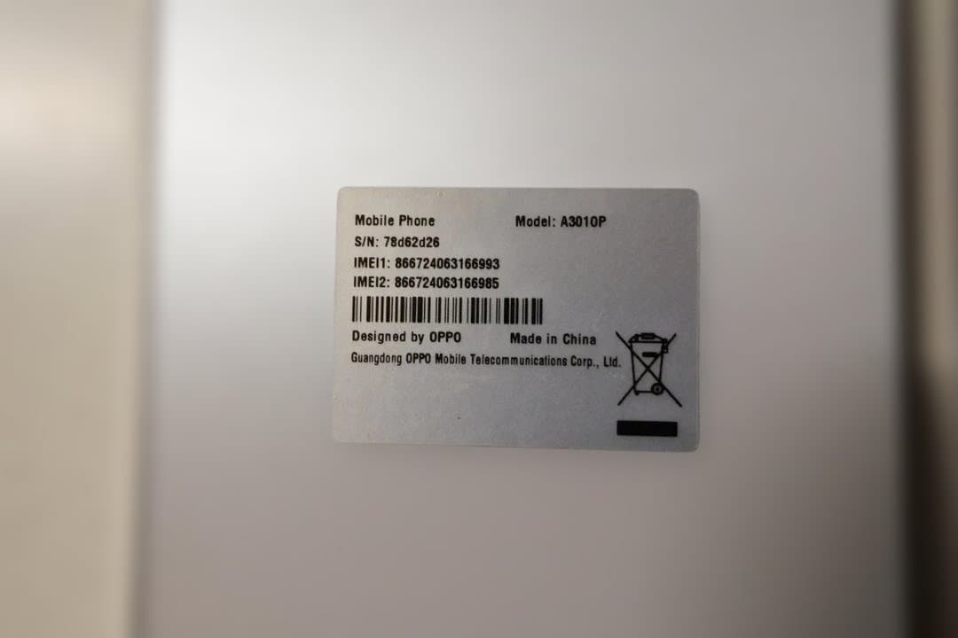OPPO Reno9A(A310P) ムーンホワイト 美品