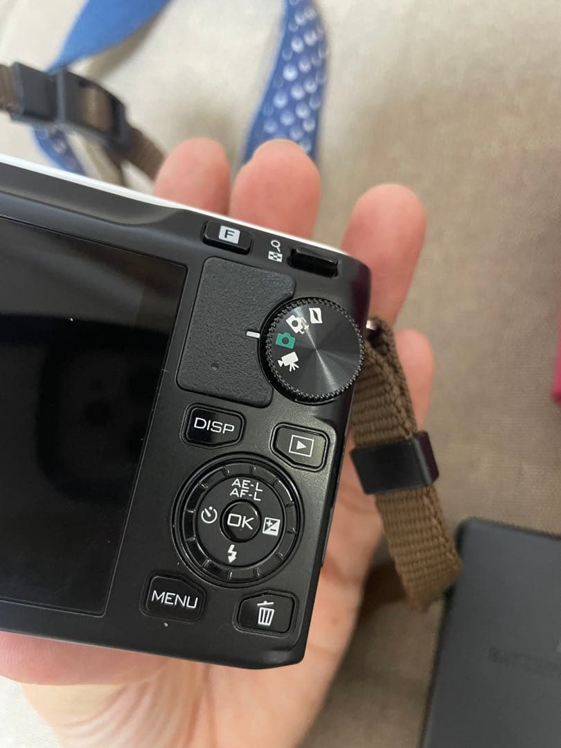 Nikon 1 J1 ミラーレスカメラセット