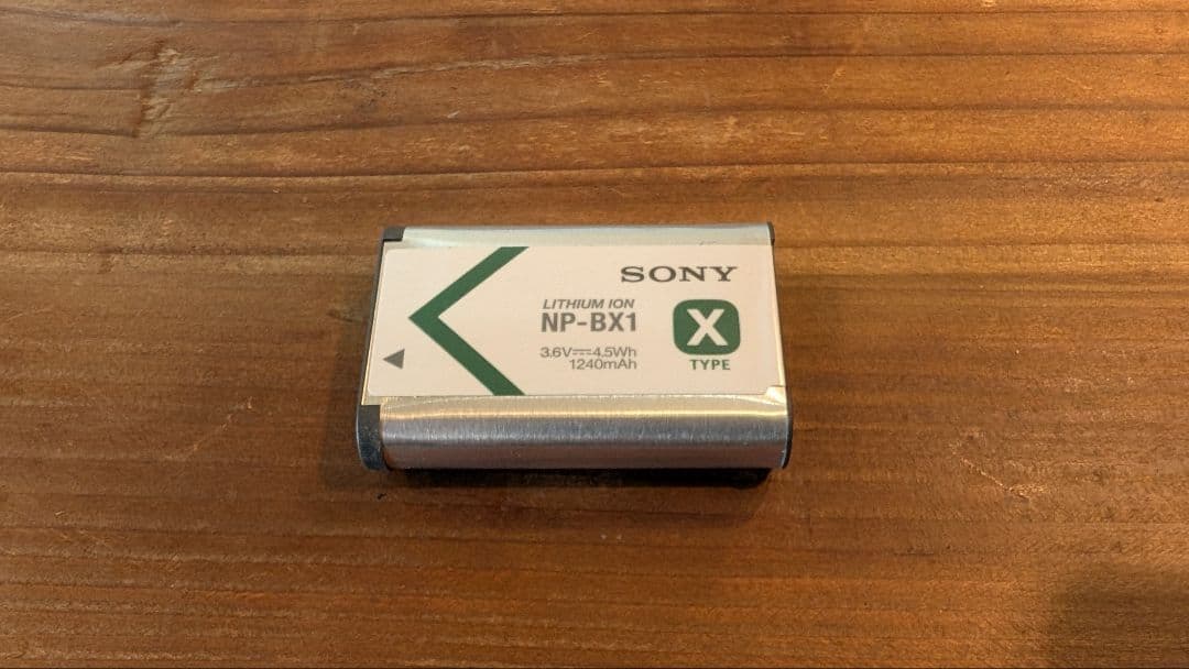 Cyber-shot デジタルスチルカメラ RX100(DSC-RX100)