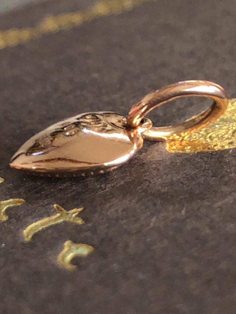 美品❤️ アガット　K10 ゴールド パヴェダイヤモンド ハート型チャーム