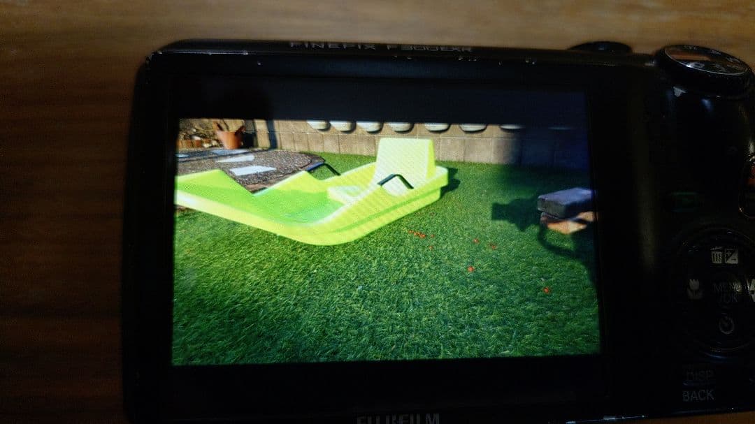 FUJIFILM FINEPIX F300EXR ブラック　充電器付き　コンデジ