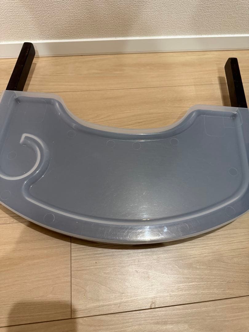 ビヨンドジュニアハイチェア マホガニー クリームホワイト 2022年製