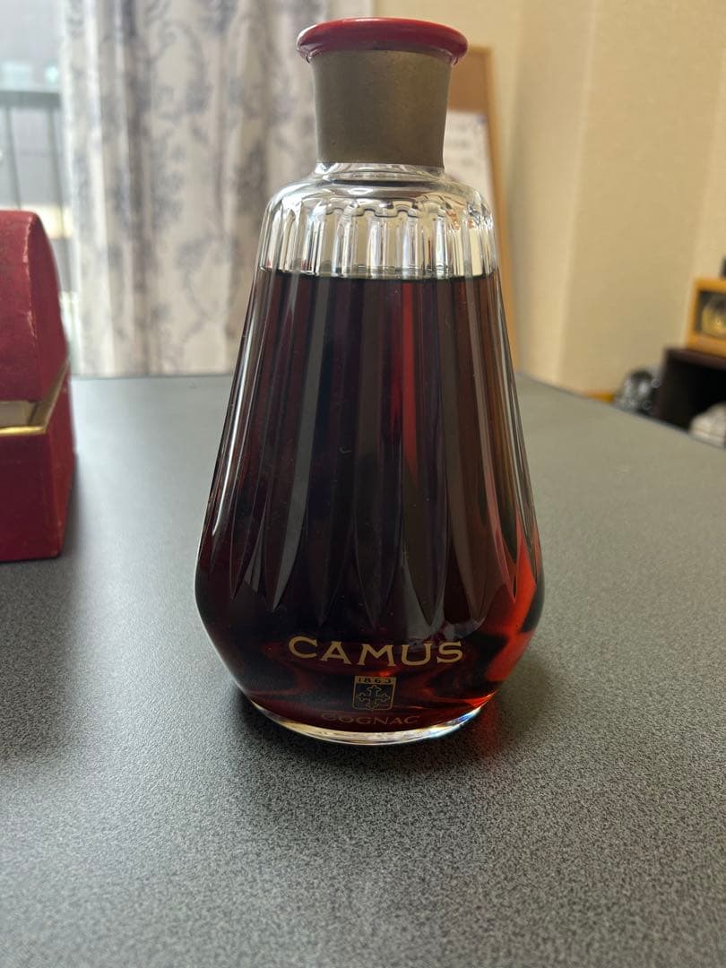 CAMUS 1863年製　 未開封　バカラ　CAMUS コニャック　古酒