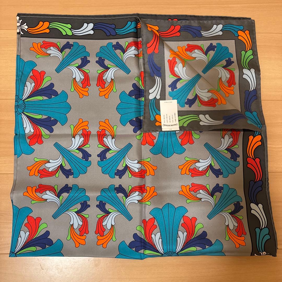 【新品未使用】クロムハーツ スカーフ マルチカラー　メンズ