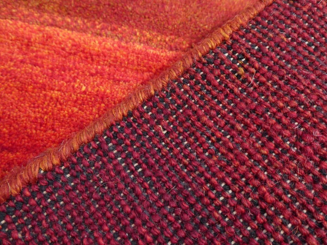 タイムセール　141×68cm　ギャッベ　ペルシャ絨毯　手織り