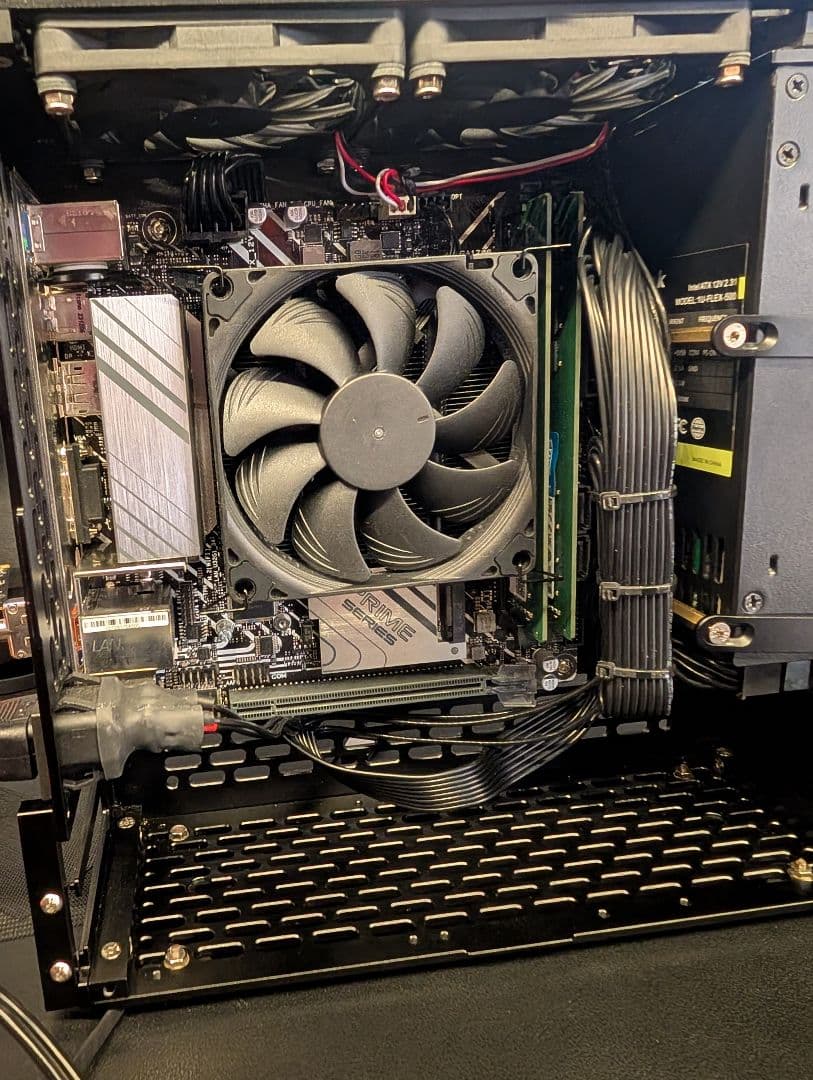 intel Core i512600k搭載mini pc