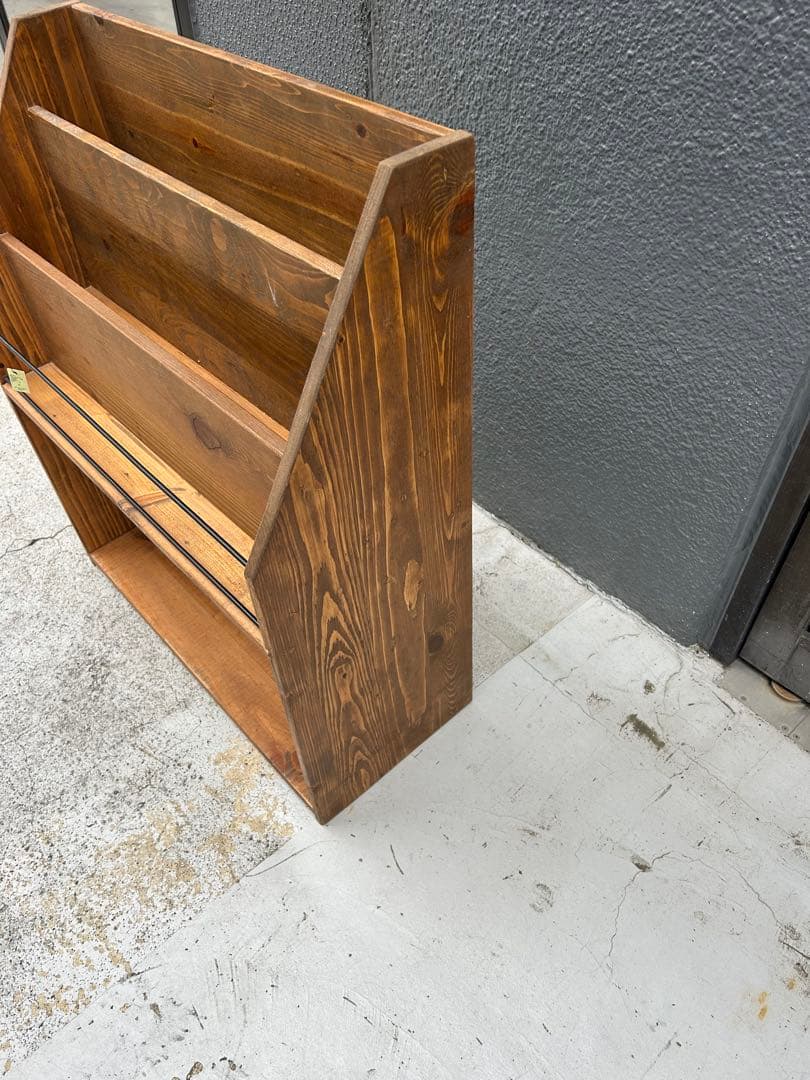 glue 　niko and ニコアンド　本棚　マガジンラック