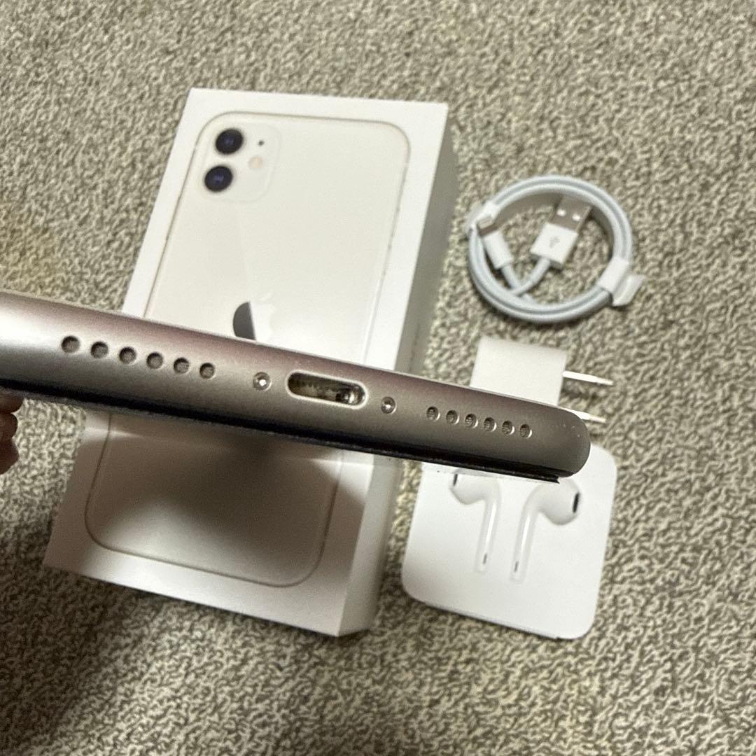 iPhone11 128GB ホワイト MWM22J/A simフリー