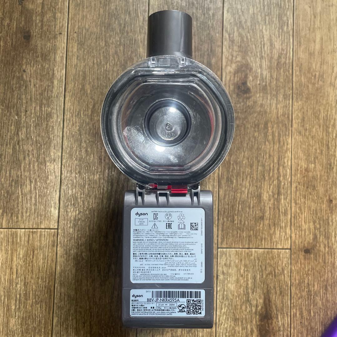 利有富士男‼️Dyson V8fluffy ダイソン 掃除機