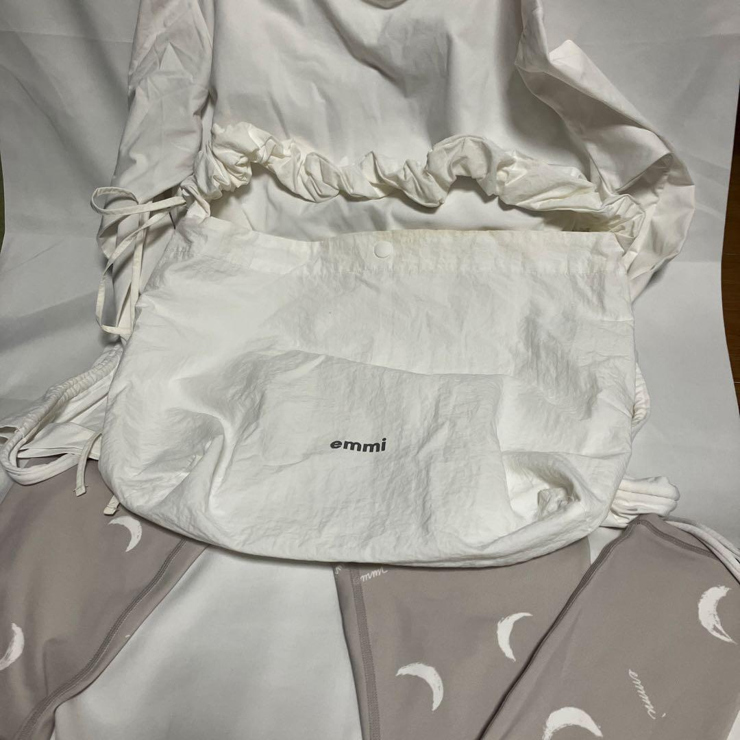 emmi yoga HAPPY YOGA 4SET サイズ0LBGE 人気完売品