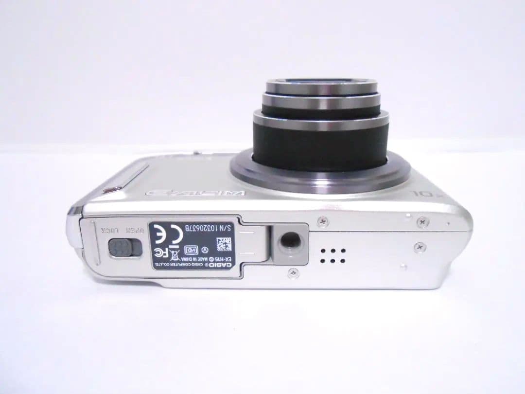 【お値下げ歓迎・美品】CASIO EXILIM EX-H15 シルバー