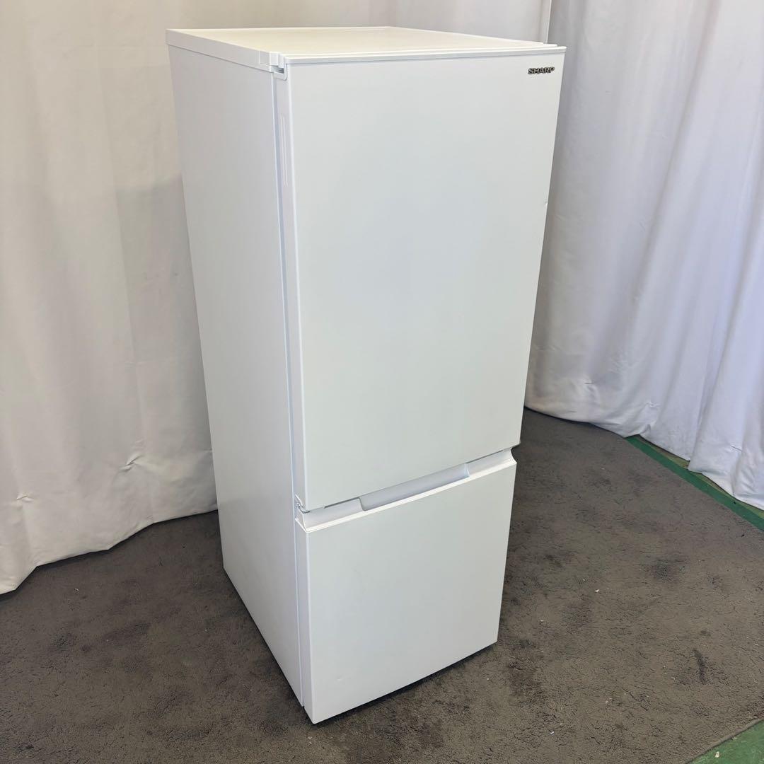 ★368　冷蔵庫　シャープ　白　一人暮らし　両開き　小型　おすすめ　設置無料