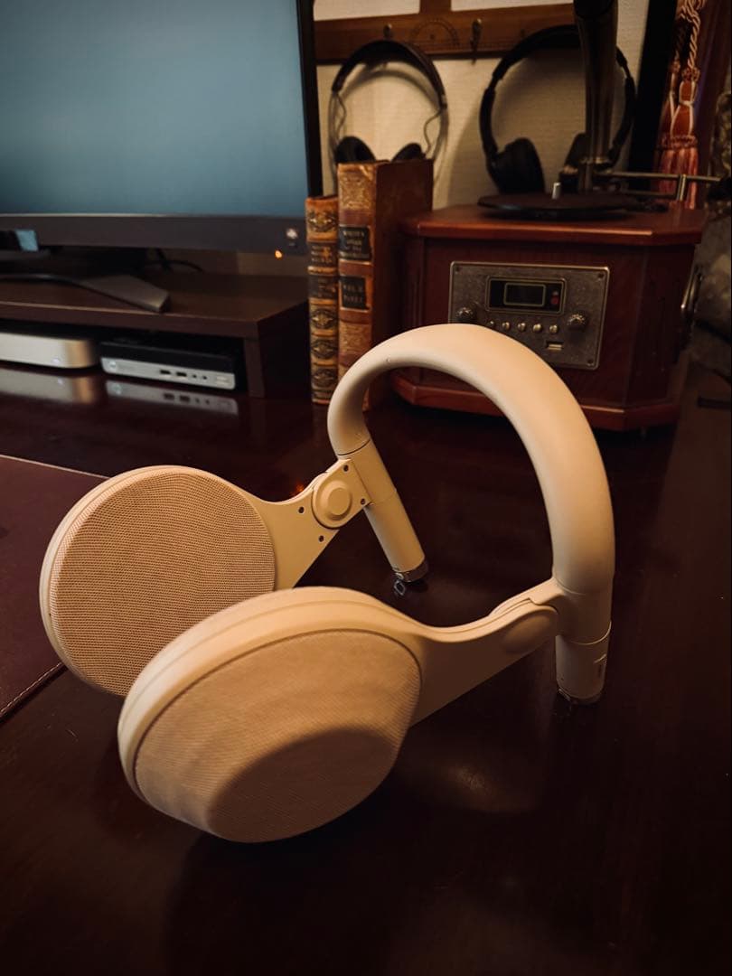 臨場感にこだわり辿り着いた新体感サウンドギア。アイワButterflyAudio