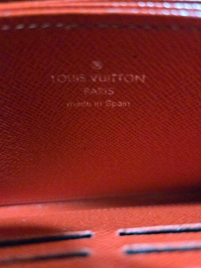 LOUIS VUITTON ルイヴィトン エピ 長財布 ジッピーウォレット☺︎