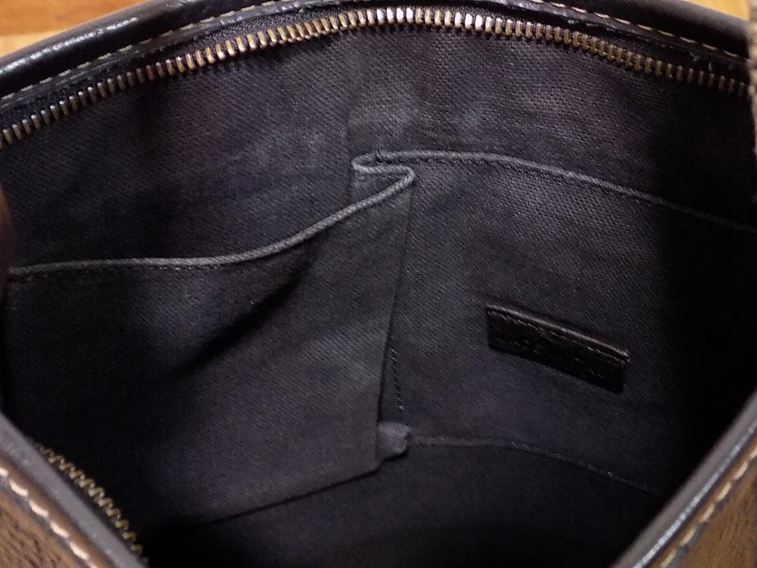 BURBERRY PRORSUM フラットBodyショルダー　イタリア製数回使用