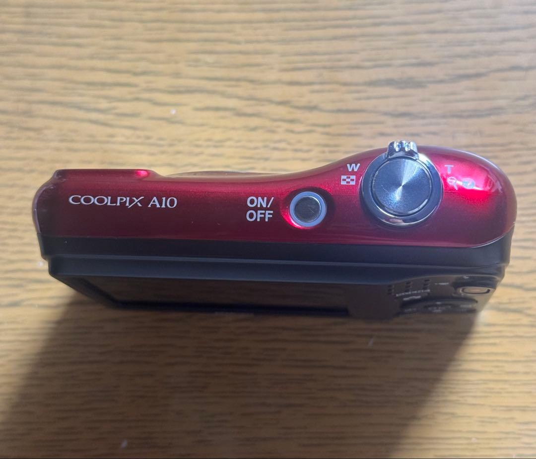 Nikon COOLPIX A10 レッド デジカメ 美品
