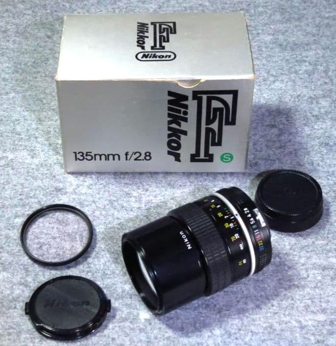 Nikon Nikkor 135mm f/2.8 非Ai 単焦点レンズ