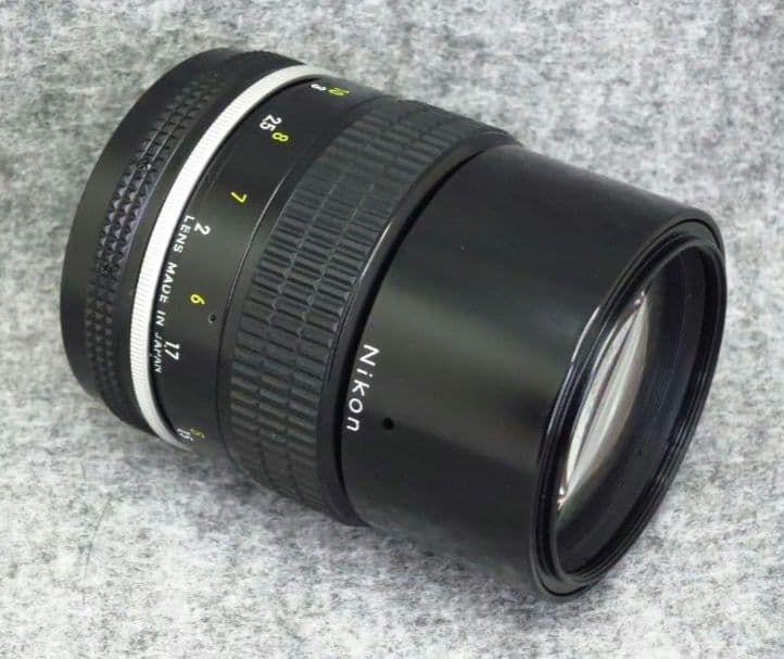 Nikon Nikkor 135mm f/2.8 非Ai 単焦点レンズ