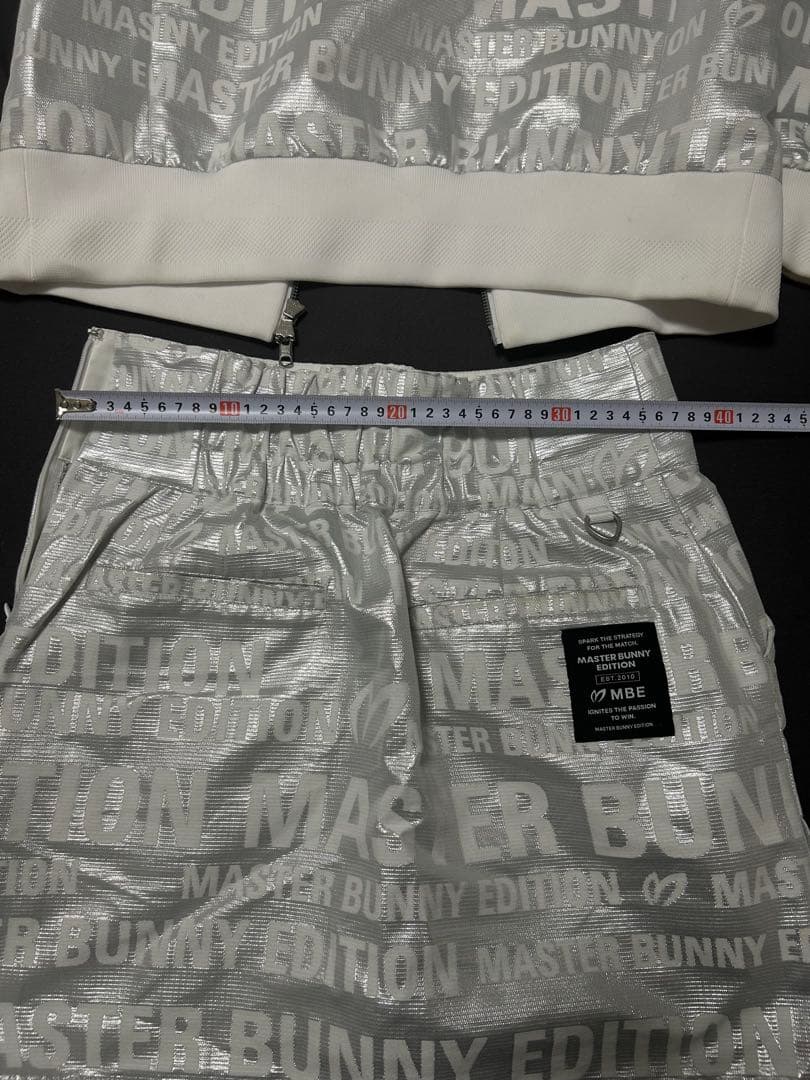MASTER BUNNY シルバーセットアップ サイズ　2