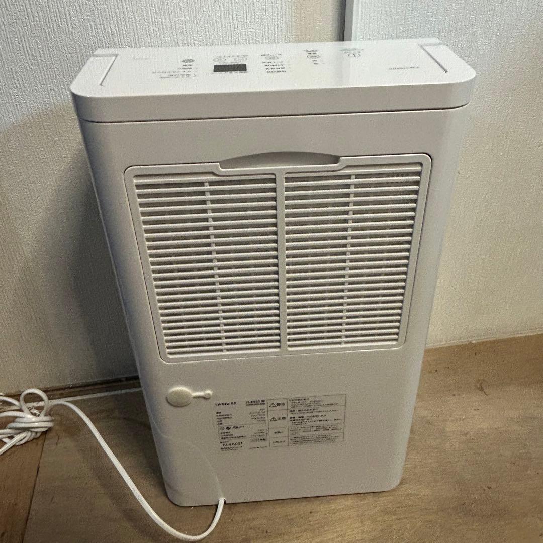 美品！ TWINBIRD 衣類乾燥除湿器 JS-E955 Wホワイト