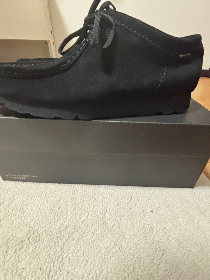 クラークスワラビーゴアテックス27.5cm