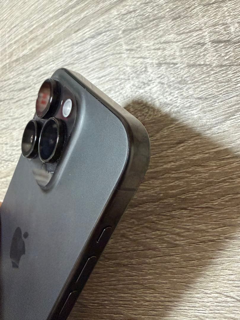 iPhone 15Pro本体 ブラック SIMフリー　バッテリー87%