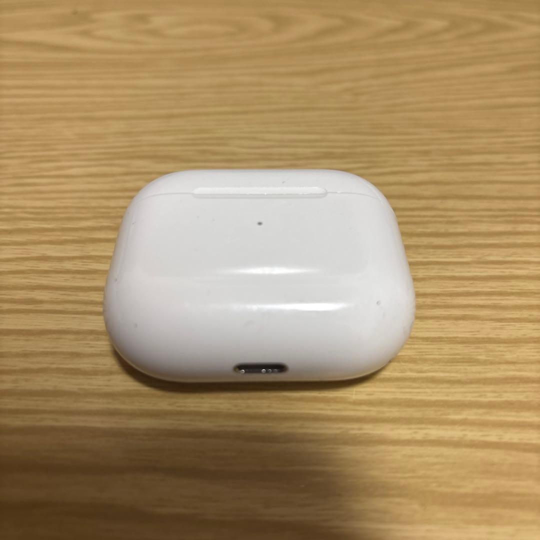 ガ*ル様 AirPods第三世代 ケース 右耳のみ