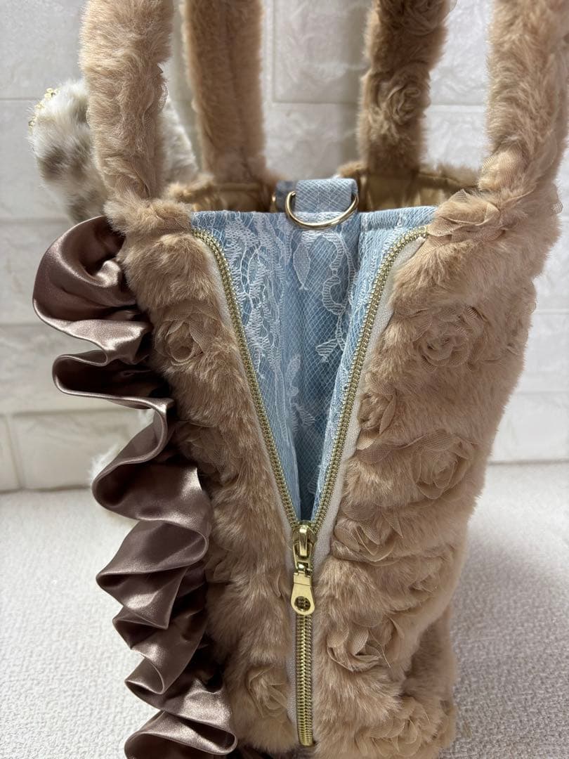 も*❤様 コヤンイサムチョン　サイドファスナーバッグ　ベージュ　サンダちゃん　う