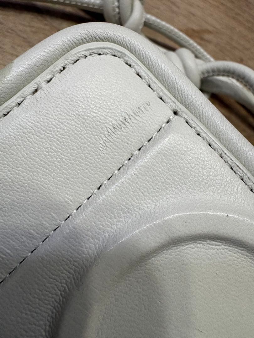 objcts.io ショルダーストラップ　アクセサリー レザーパース マシュマロ