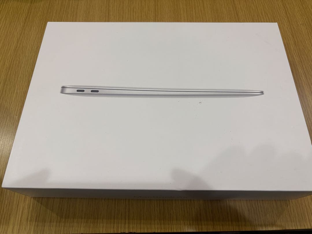 Apple MacBook Air 13インチ シルバー　M1 2020