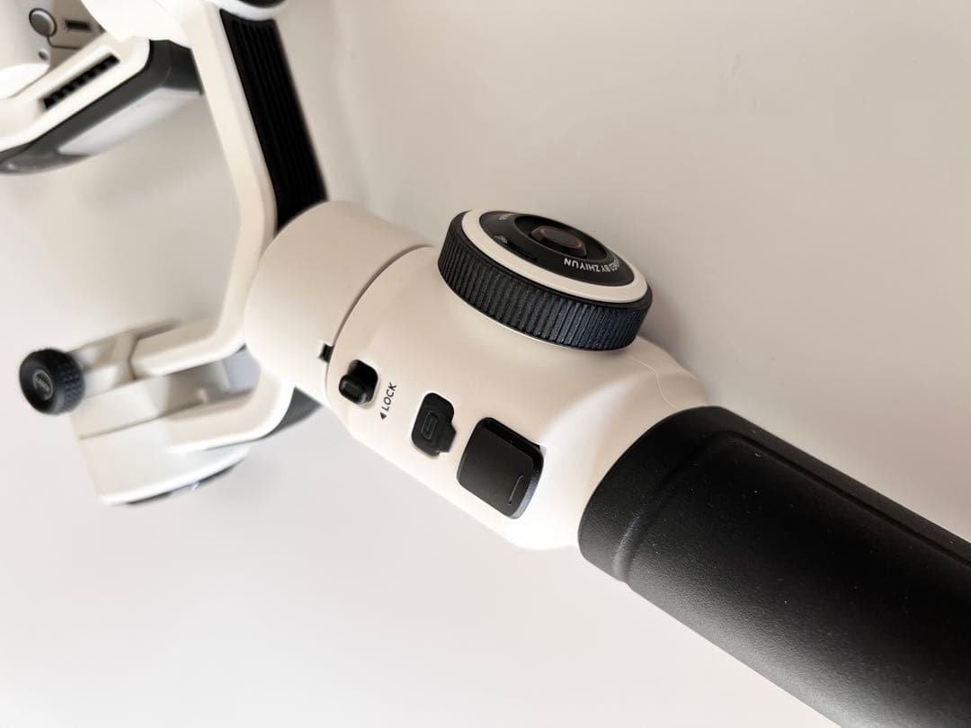 zhiyun スマホ ジンバル スタビライザー コンボ SMOOTH 5S