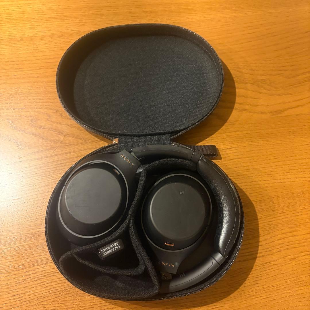 サ*ー様 SONY wh-1000xm4ブラック ワイヤレスヘッドホン ケース付