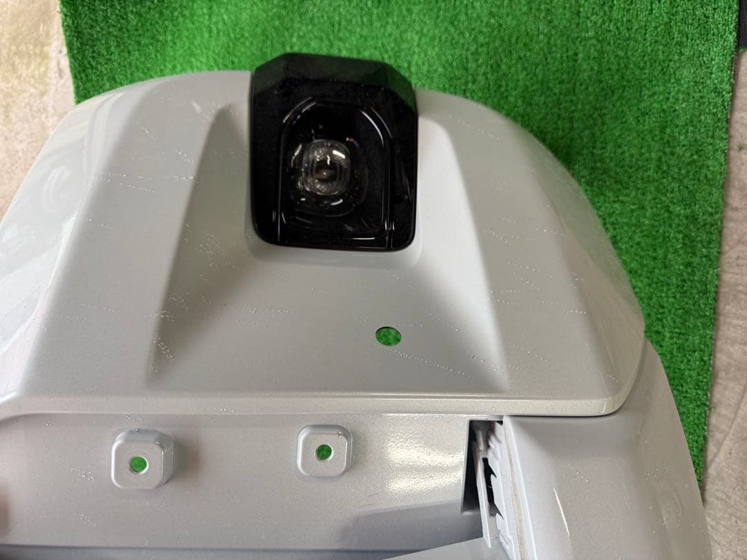 ハイラックス　バンパーグリル　GUN125