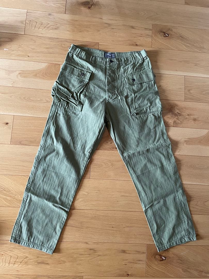 ミリタリー　モンキーパンツ　オリーブ　カーキ　13スター