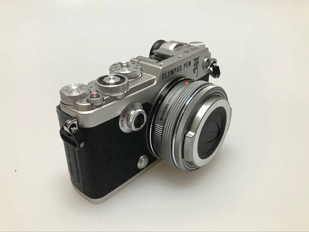 オリンパス OLYMPUS PEN-F シルバー レンズセット【おまけ多数】