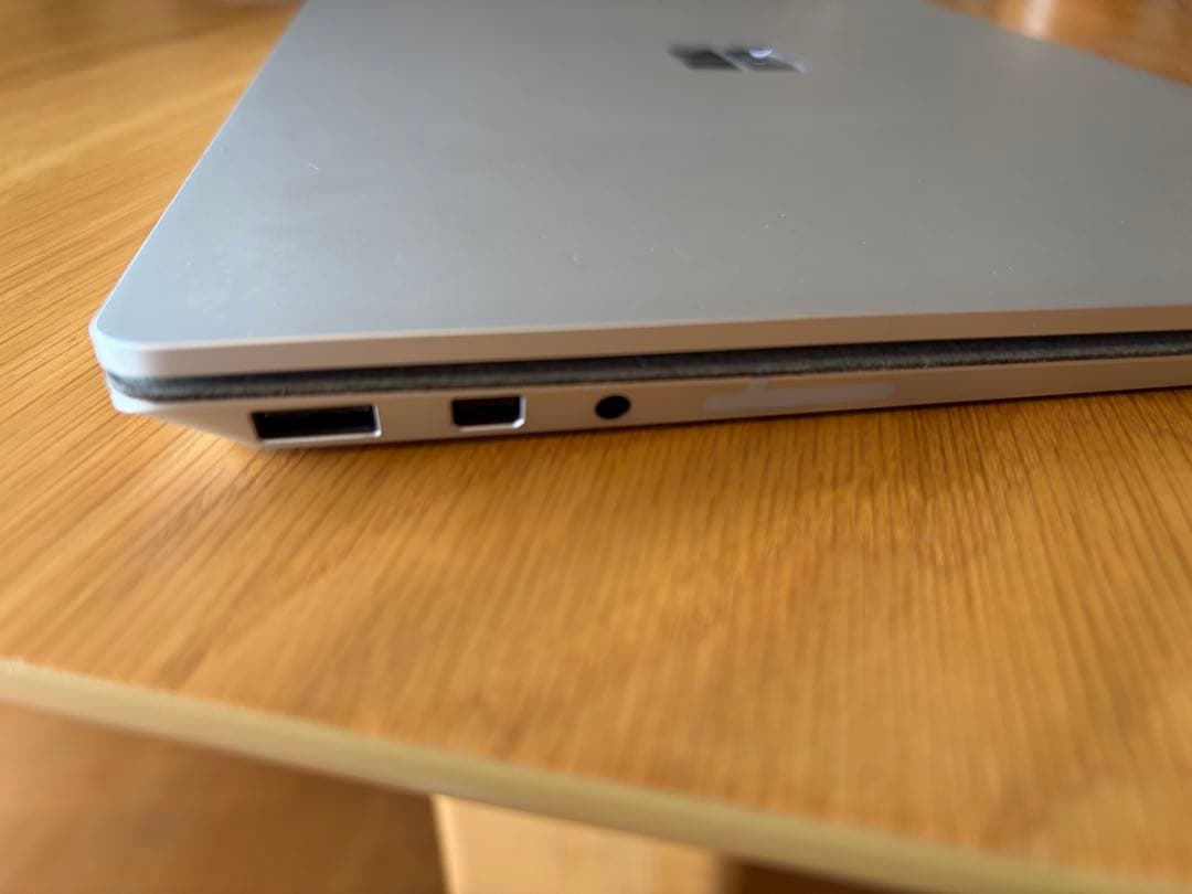 Windowsノート本体 Microsoft Surface Laptop2