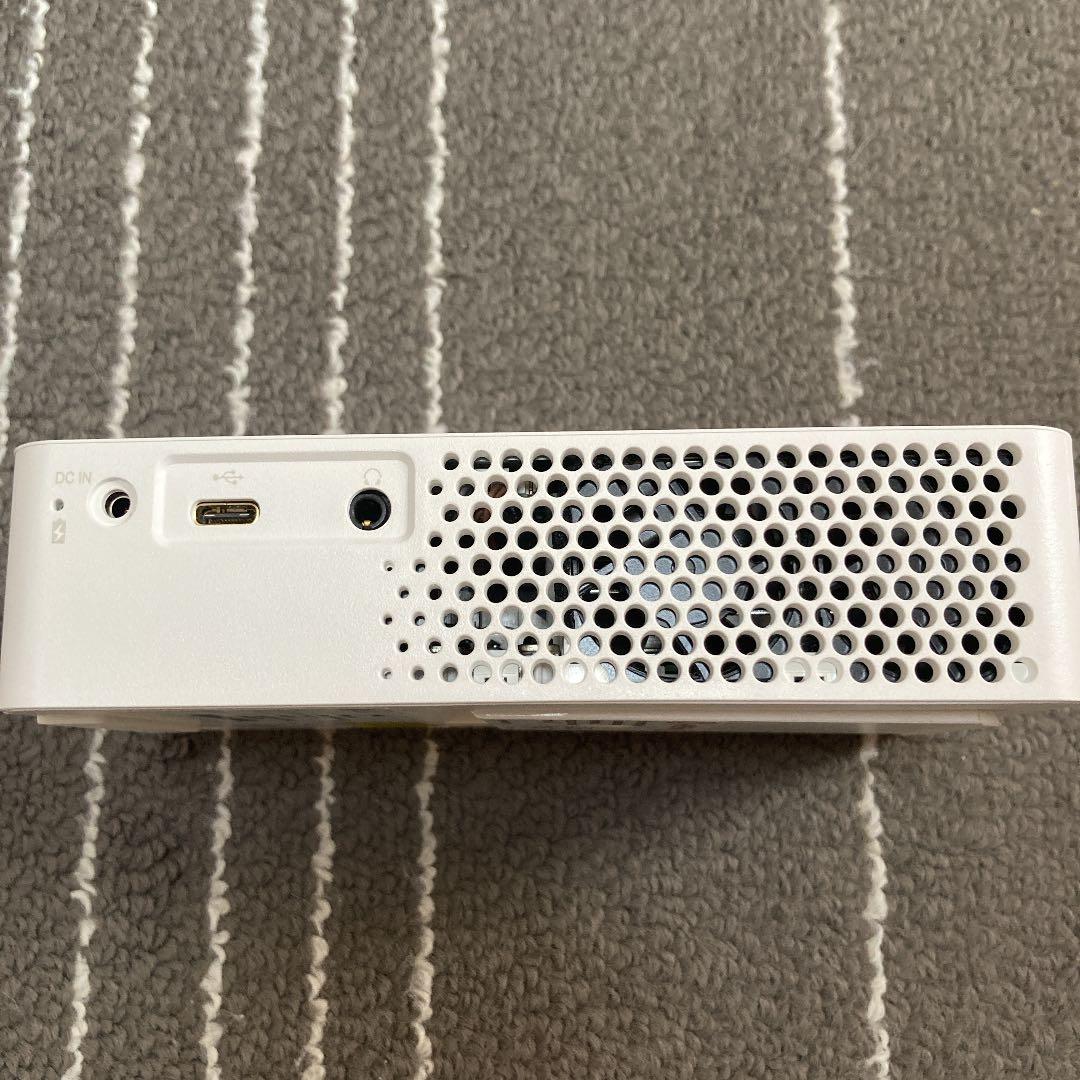 お値下げ中！LG CineBean DLPプロジェクター　ほぼ新品