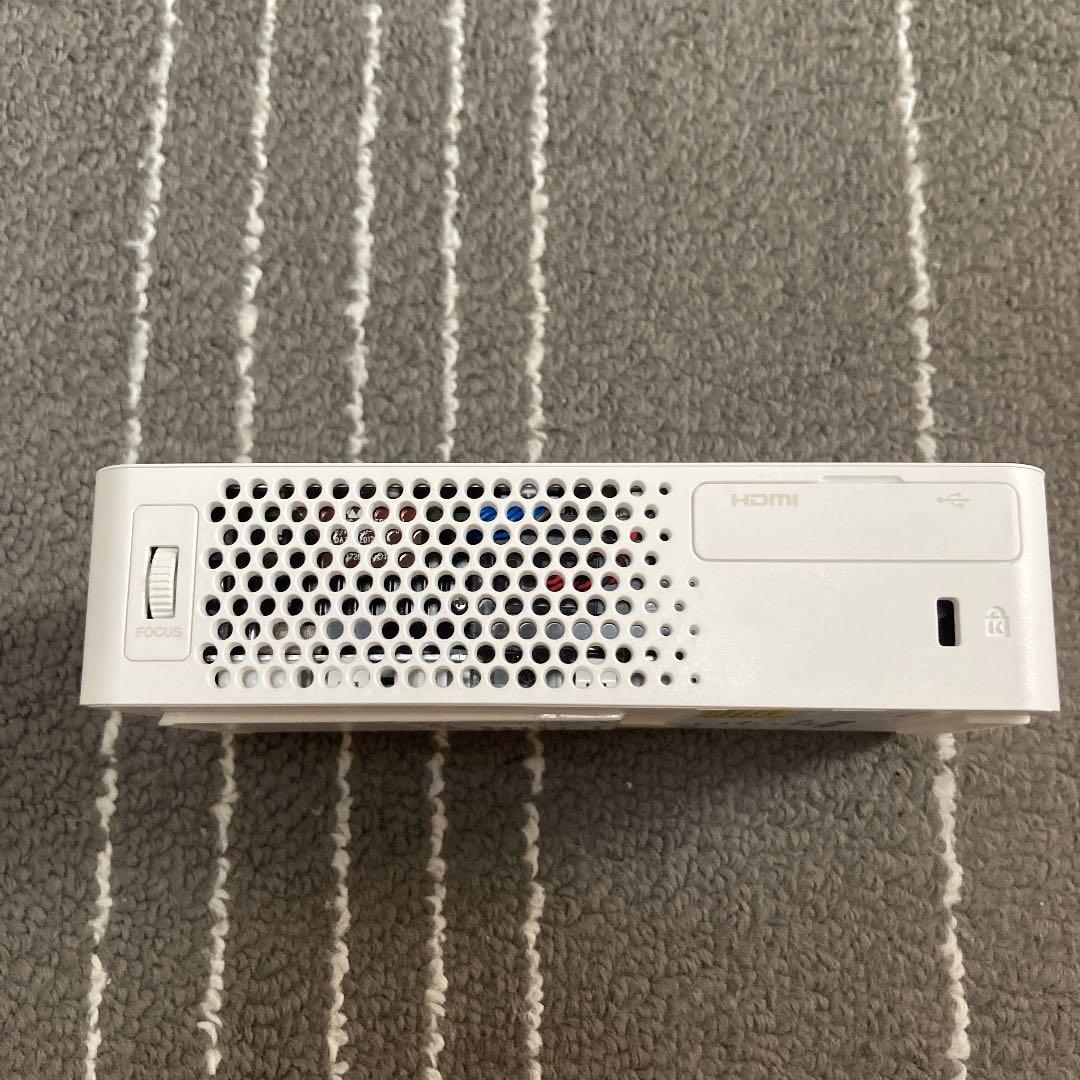 お値下げ中！LG CineBean DLPプロジェクター　ほぼ新品