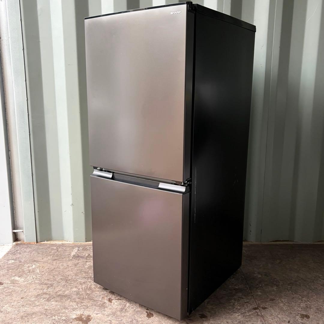 運搬取付無料！ダークグレー純正SHARP静音省エネスマート冷蔵庫！完動超美品！